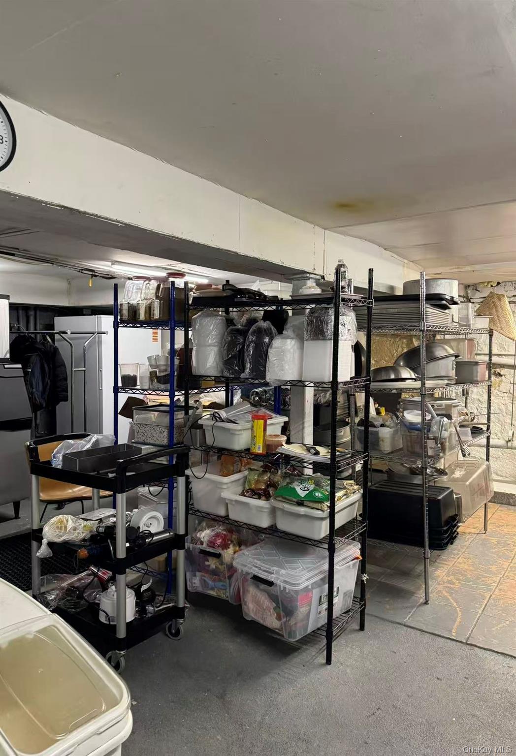 988 Manhattan Avenue, Brooklyn, NY 11222