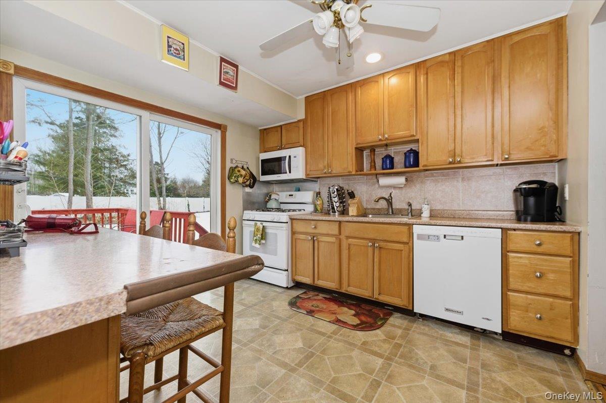 30 Middle Drive, Huntington, NY 11743