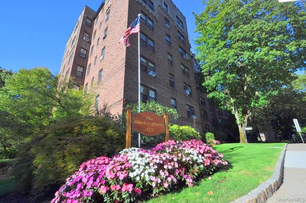 253 Garth Road # 1T, Scarsdale, NY 10583