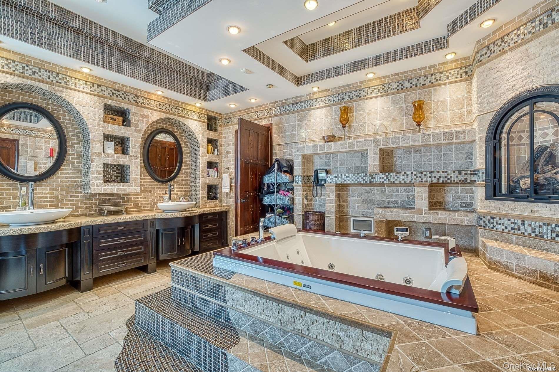 959 S End Road, Woodmere, NY 11598