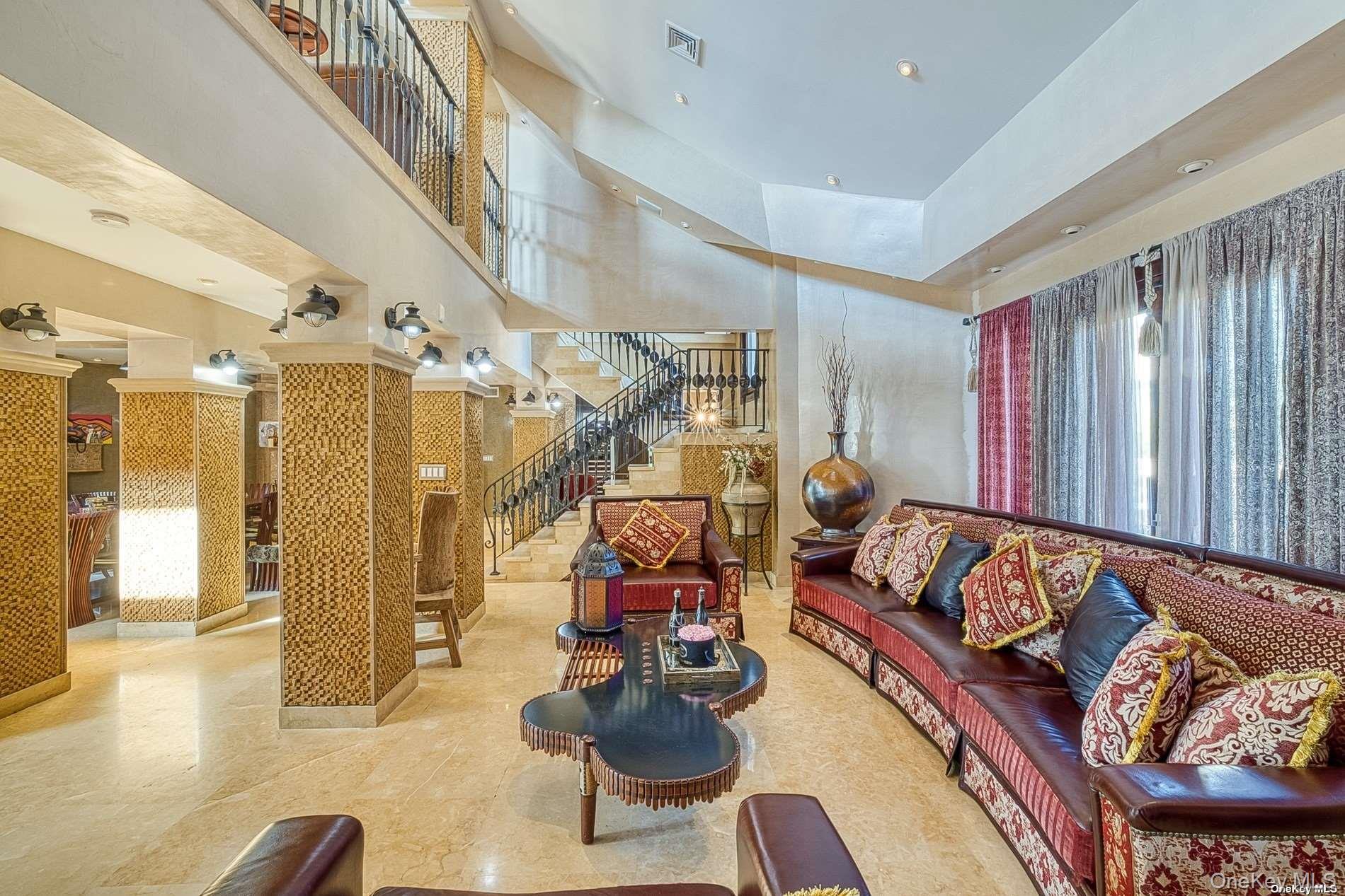 959 S End Road, Woodmere, NY 11598