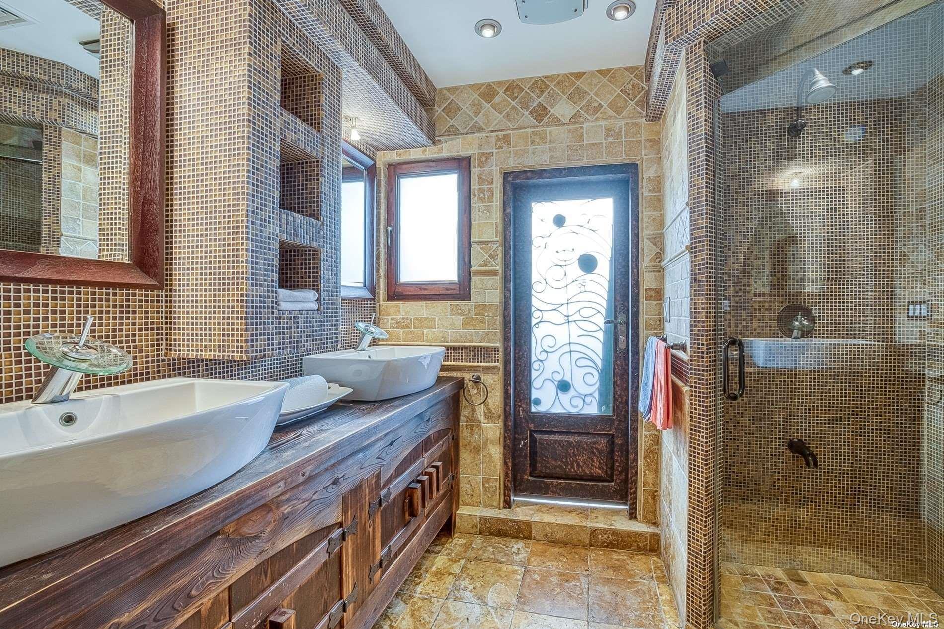 959 S End Road, Woodmere, NY 11598