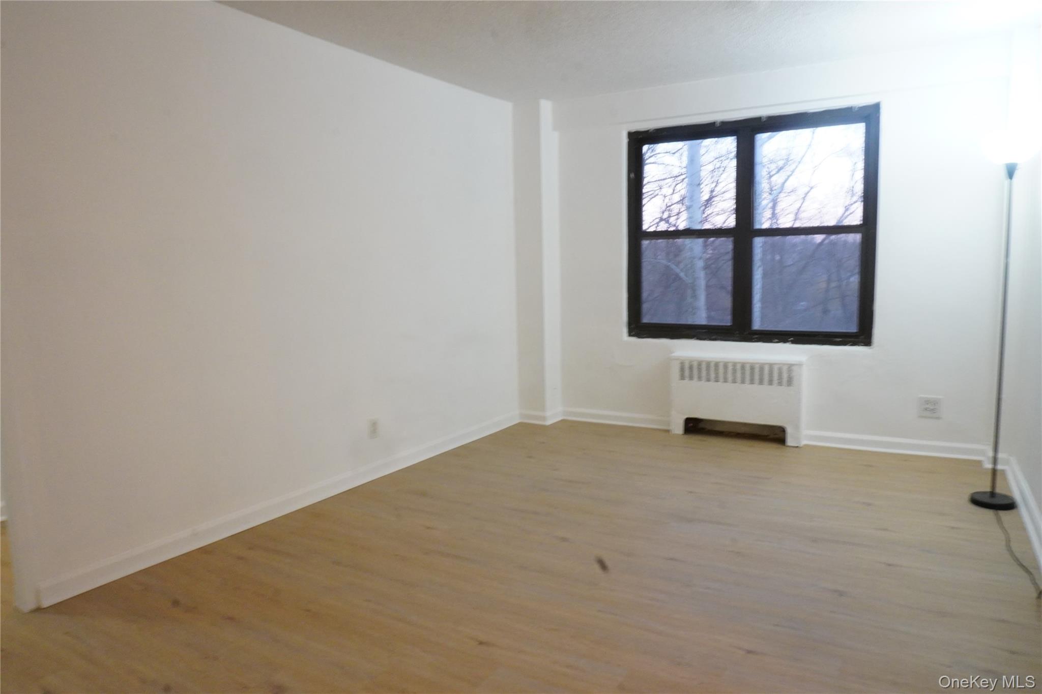 161 Pearsall Drive Pearsall Drive # 3H, Mount Vernon, NY 10552