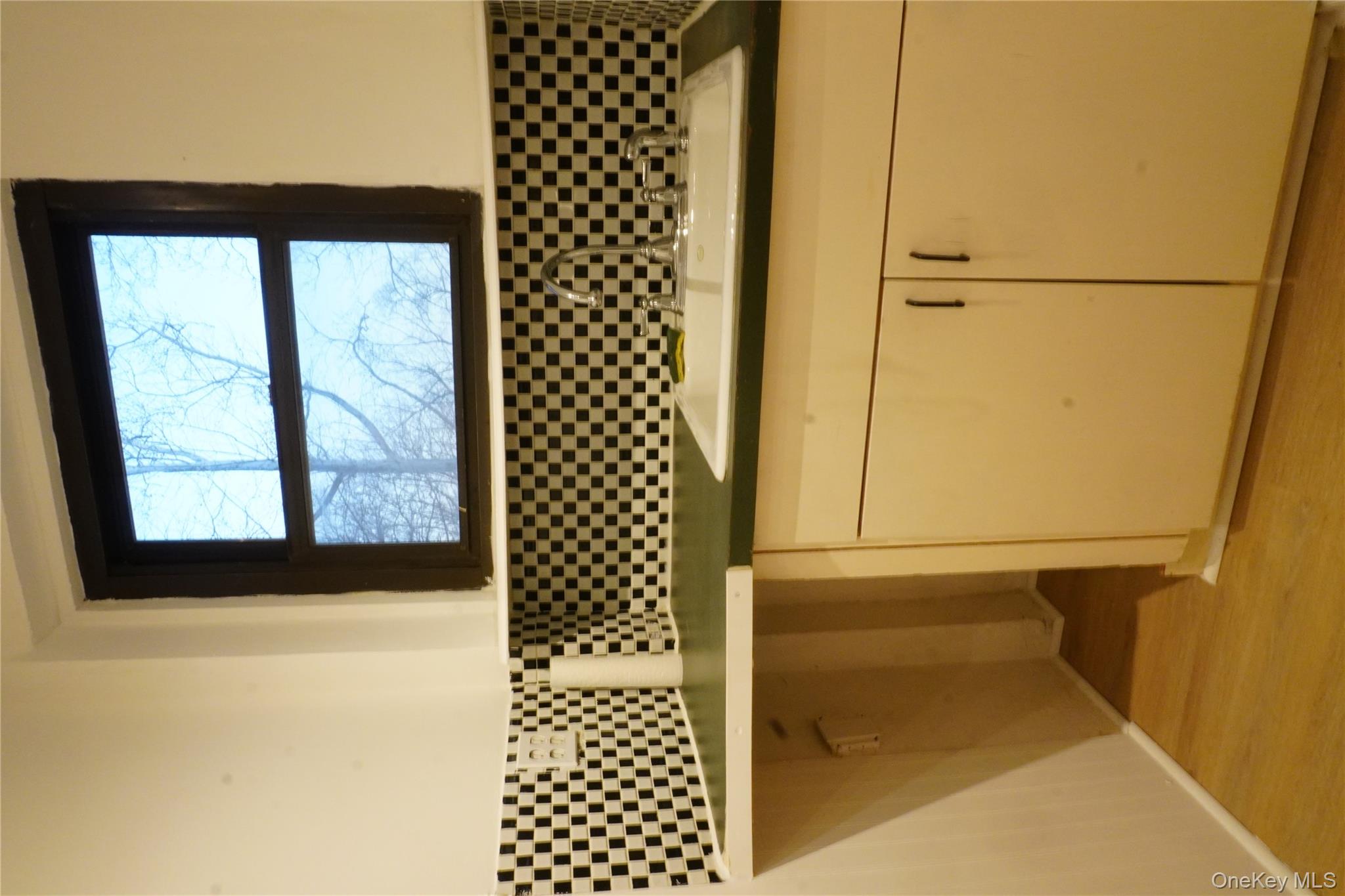 161 Pearsall Drive Pearsall Drive # 3H, Mount Vernon, NY 10552