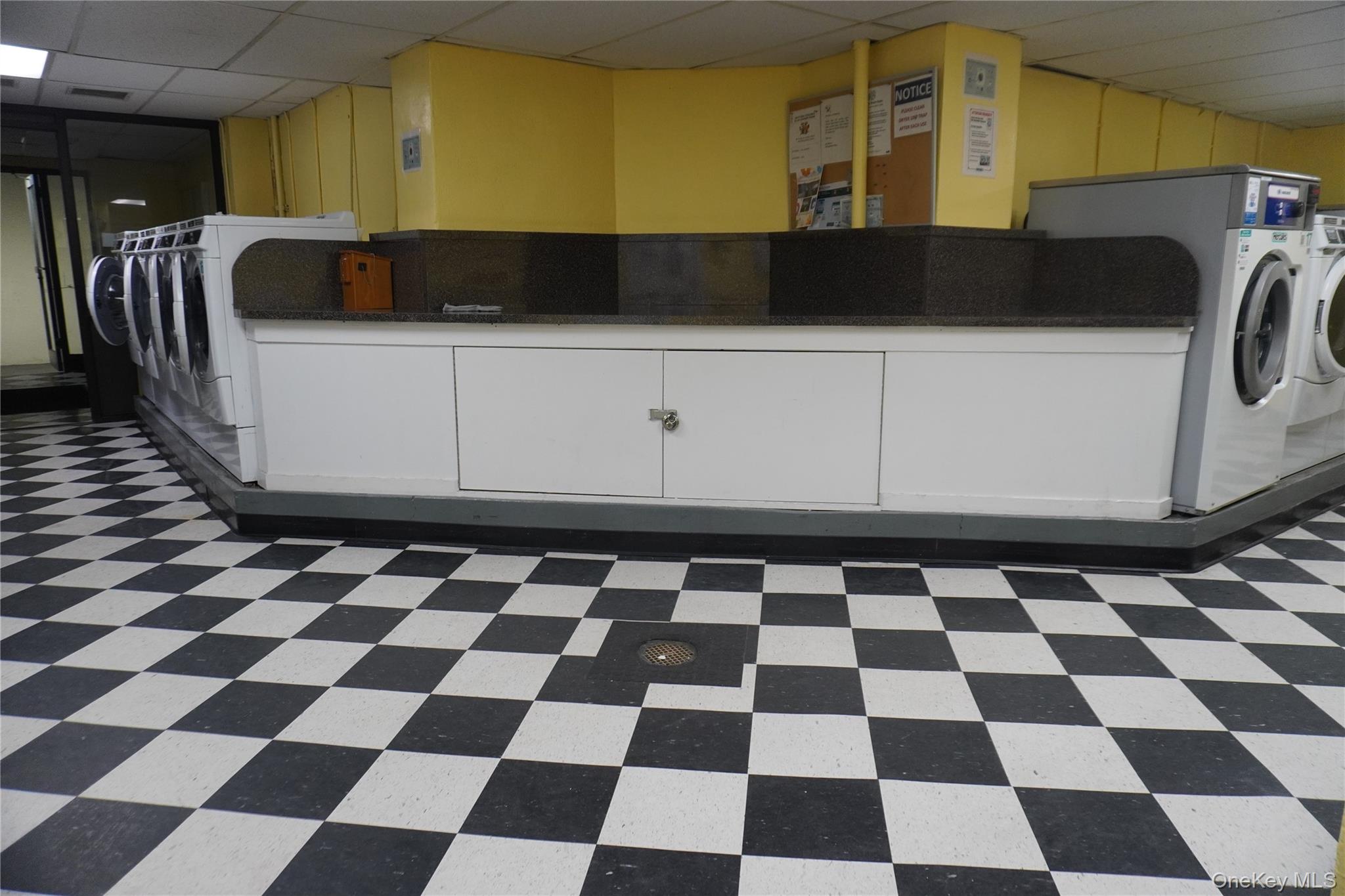 161 Pearsall Drive Pearsall Drive # 3H, Mount Vernon, NY 10552