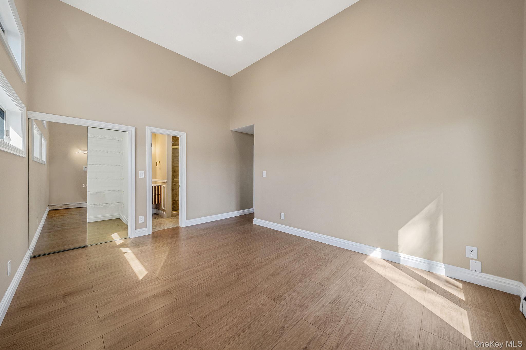 1027 Windermere Road, Franklin Square, NY 11010