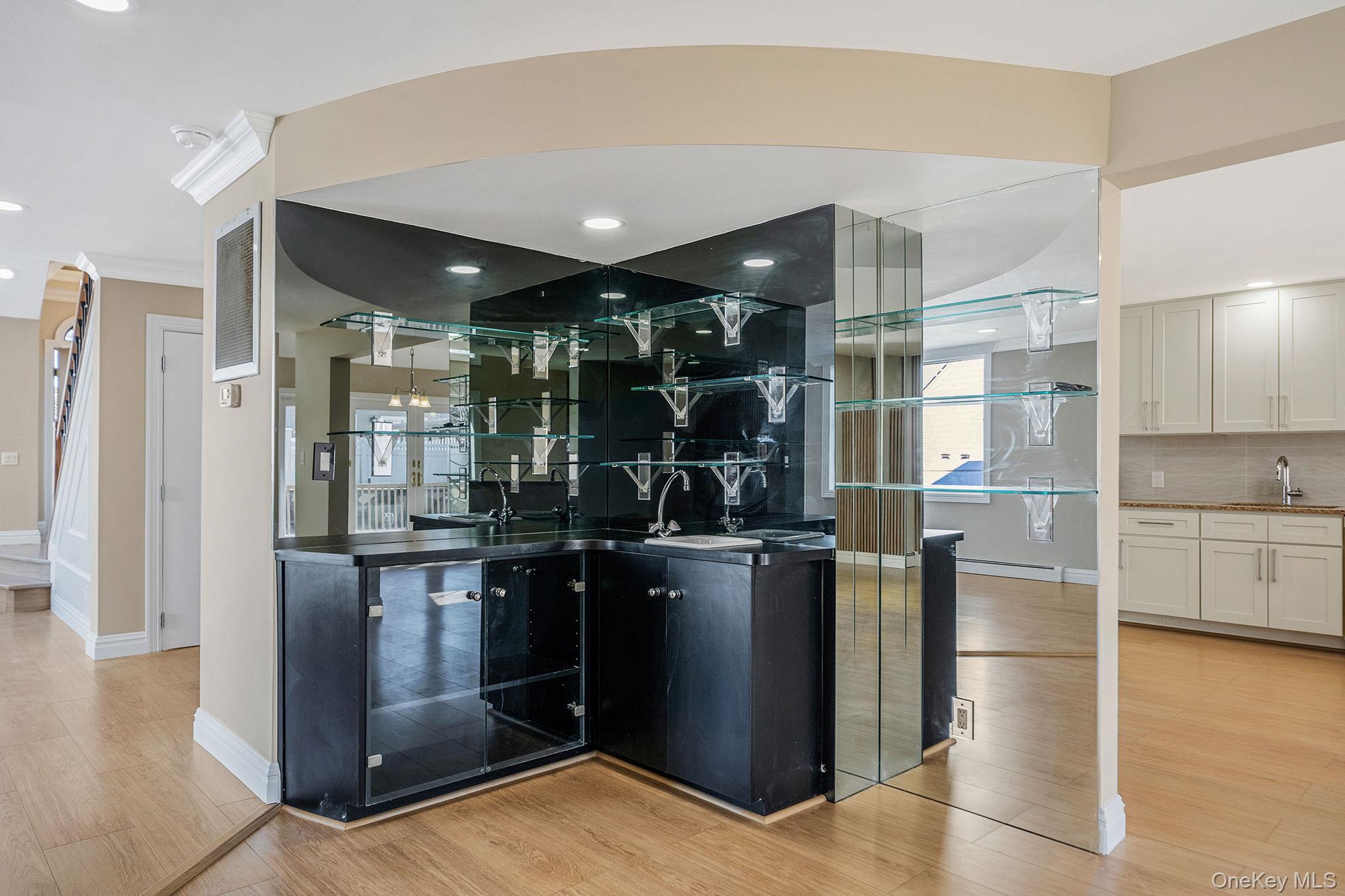 1027 Windermere Road, Franklin Square, NY 11010