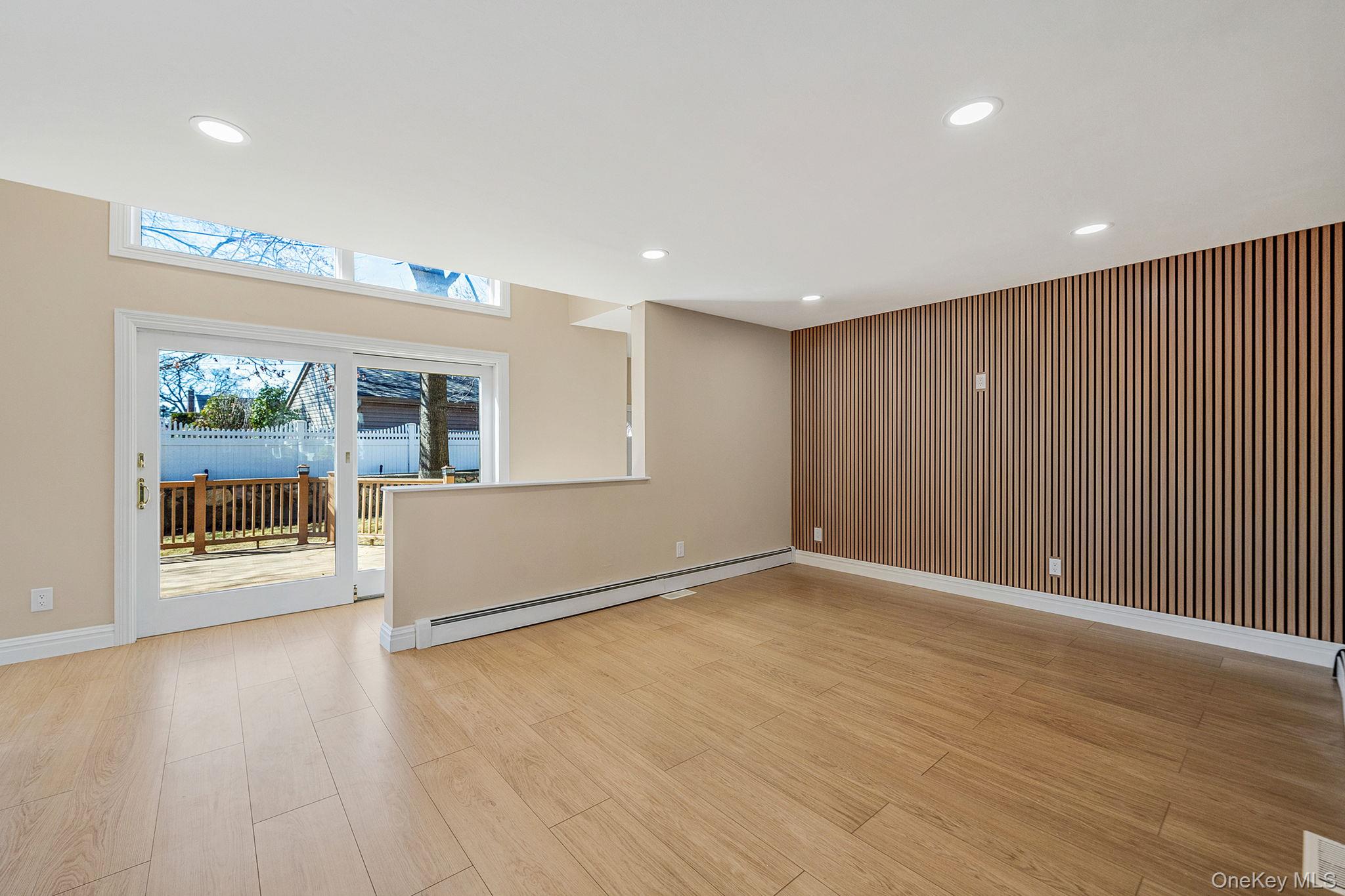 1027 Windermere Road, Franklin Square, NY 11010