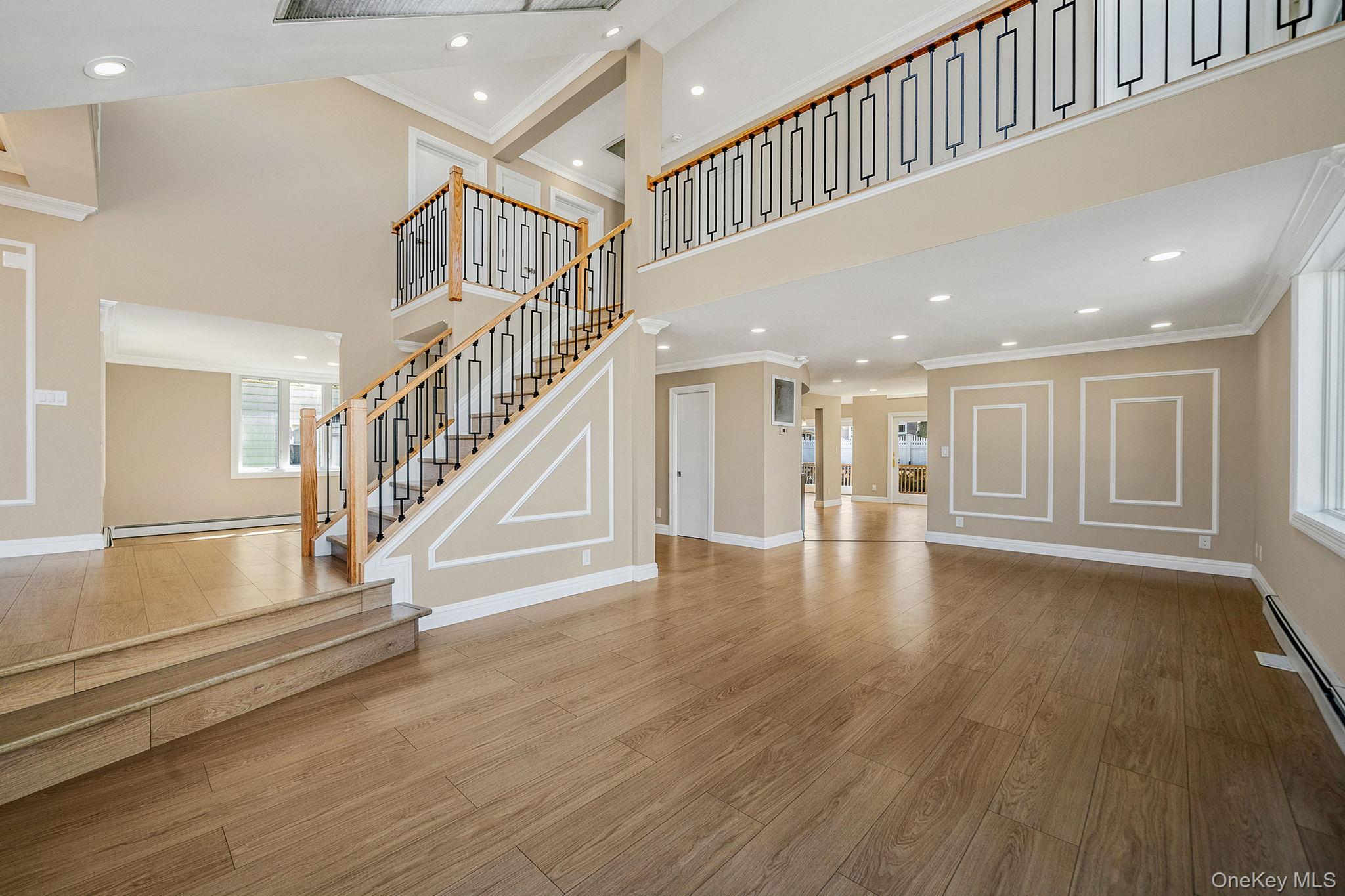 1027 Windermere Road, Franklin Square, NY 11010