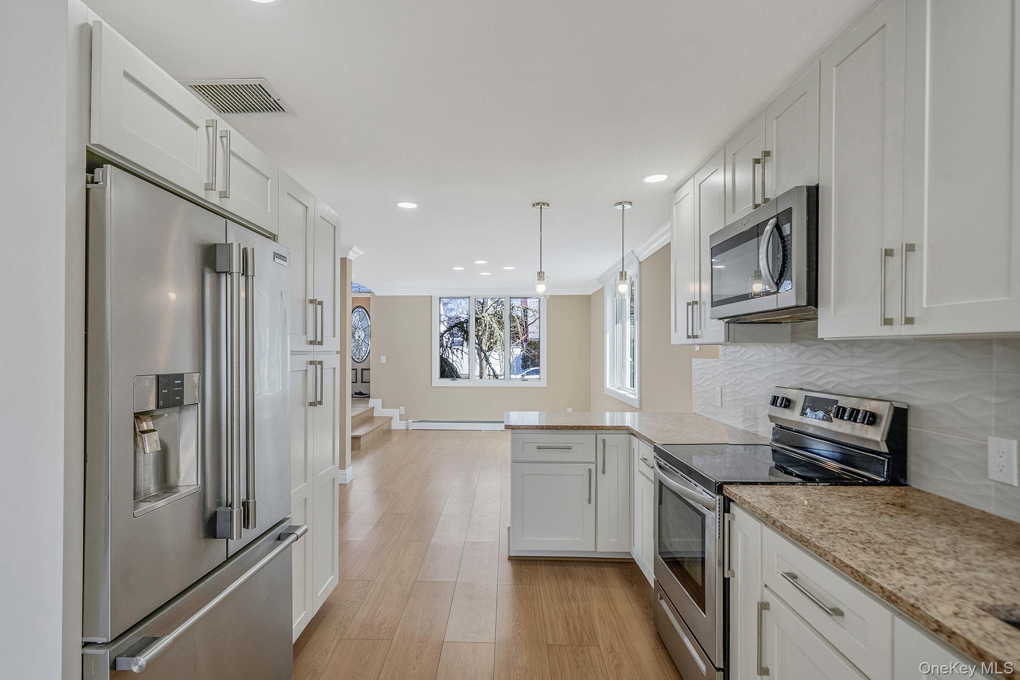 1027 Windermere Road, Franklin Square, NY 11010