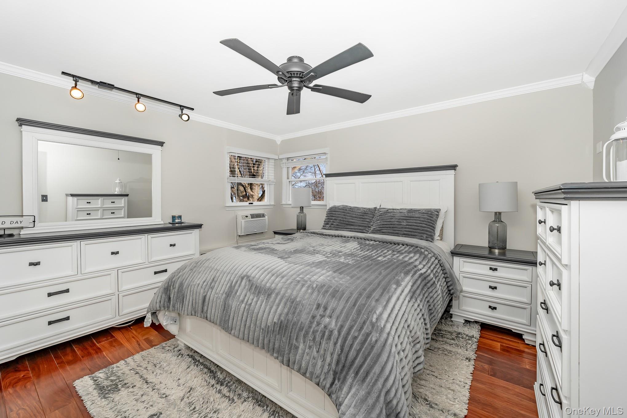 48 Butler Street, West Islip, NY 11795