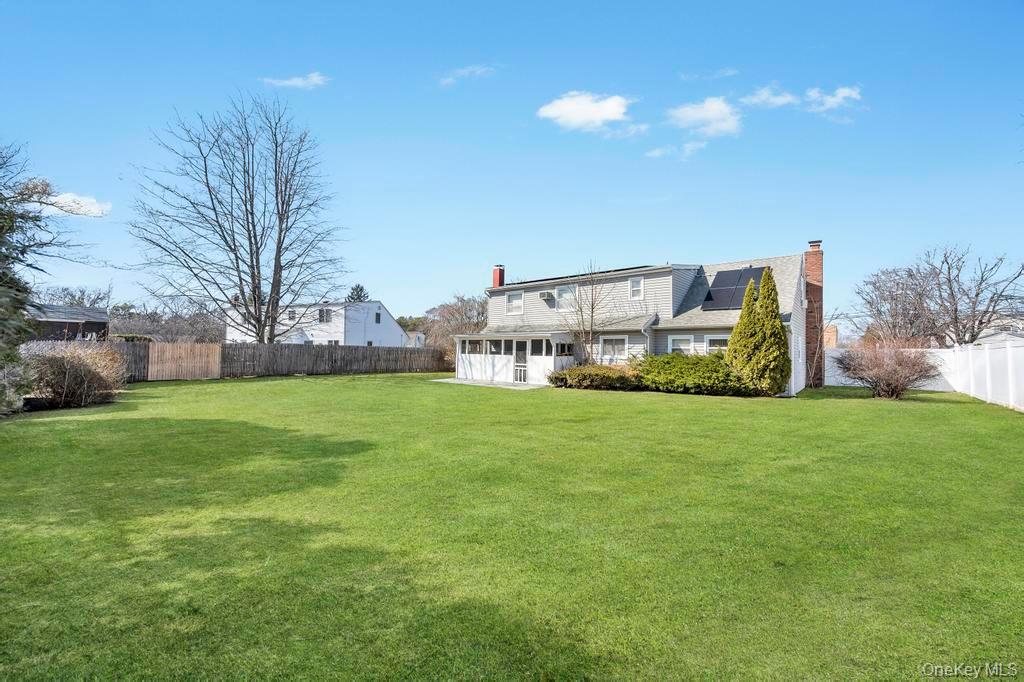 114 Norman Drive, Bohemia, NY 11716