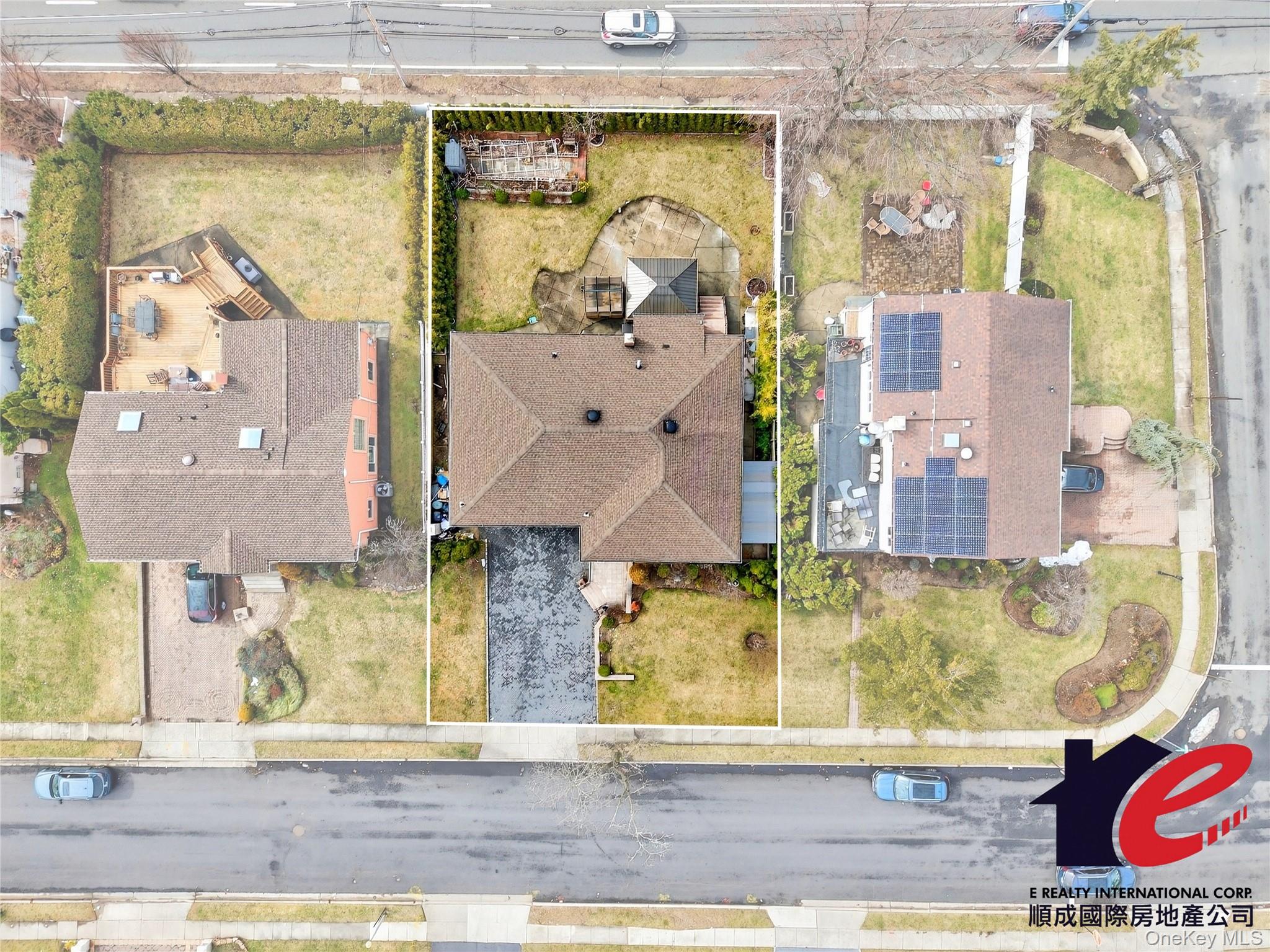 55 Executive Drive, Manhasset Hills, NY 11040