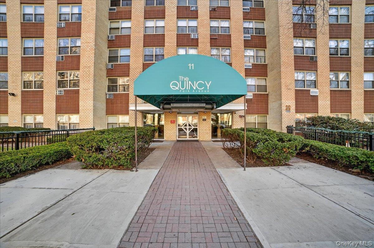 11 Park Avenue # 3D, Mount Vernon, NY 10550