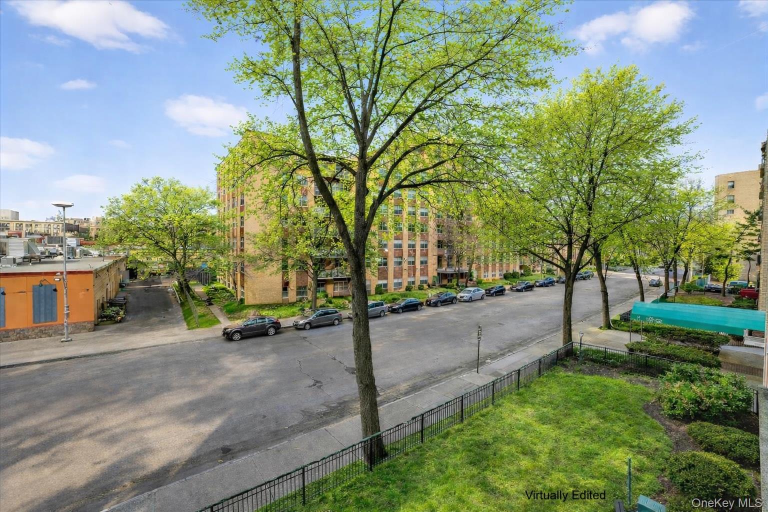 11 Park Avenue # 3D, Mount Vernon, NY 10550
