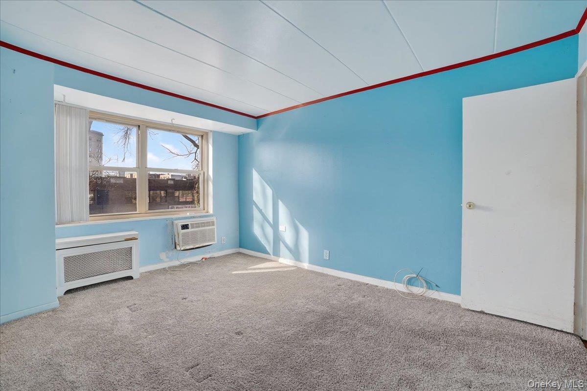 11 Park Avenue # 3D, Mount Vernon, NY 10550