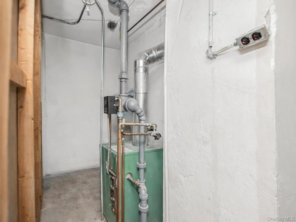 986 Neill Avenue, Bronx, NY 10462