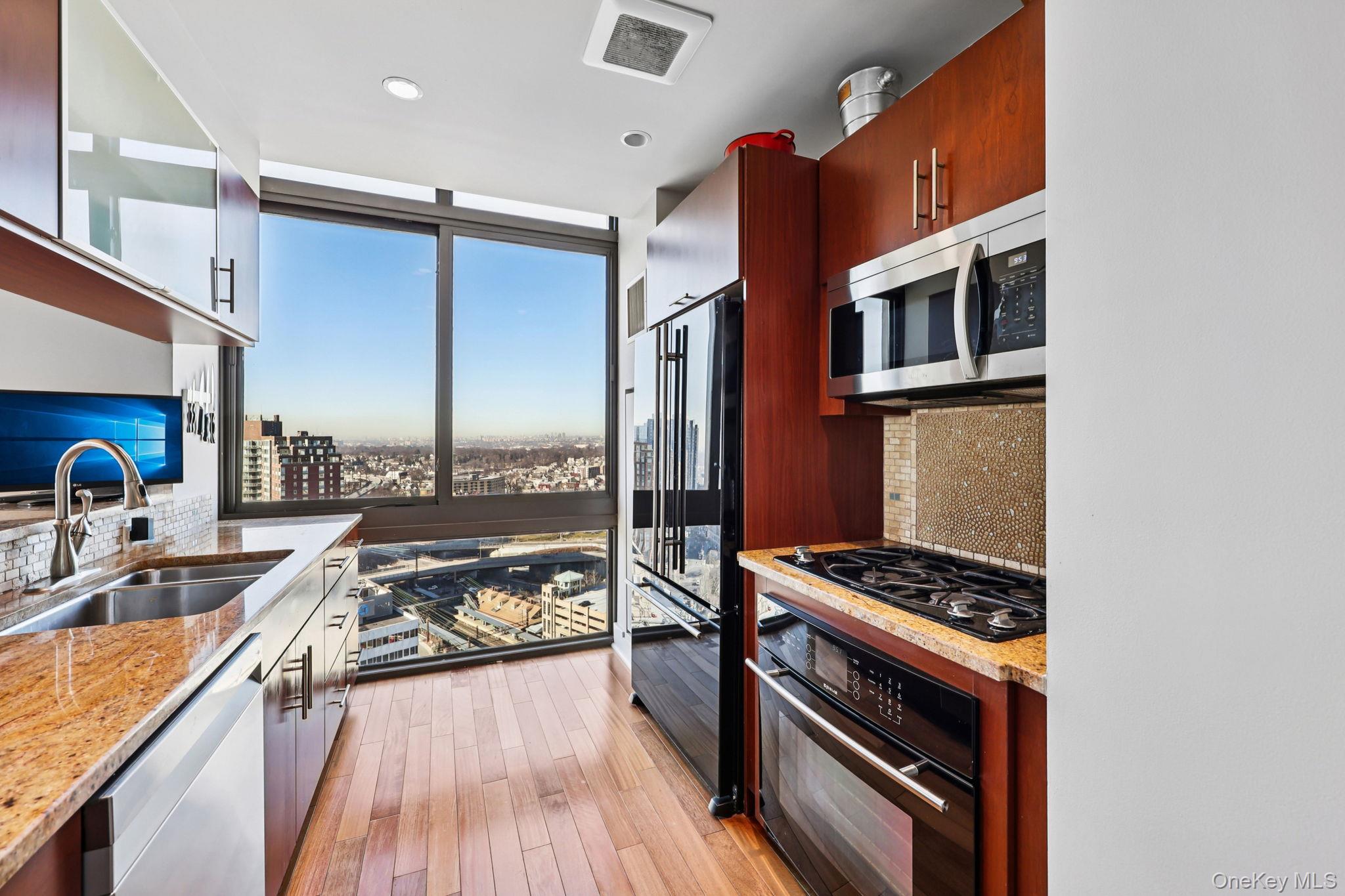 175 Huguenot Street # 2503, New Rochelle, NY 10801