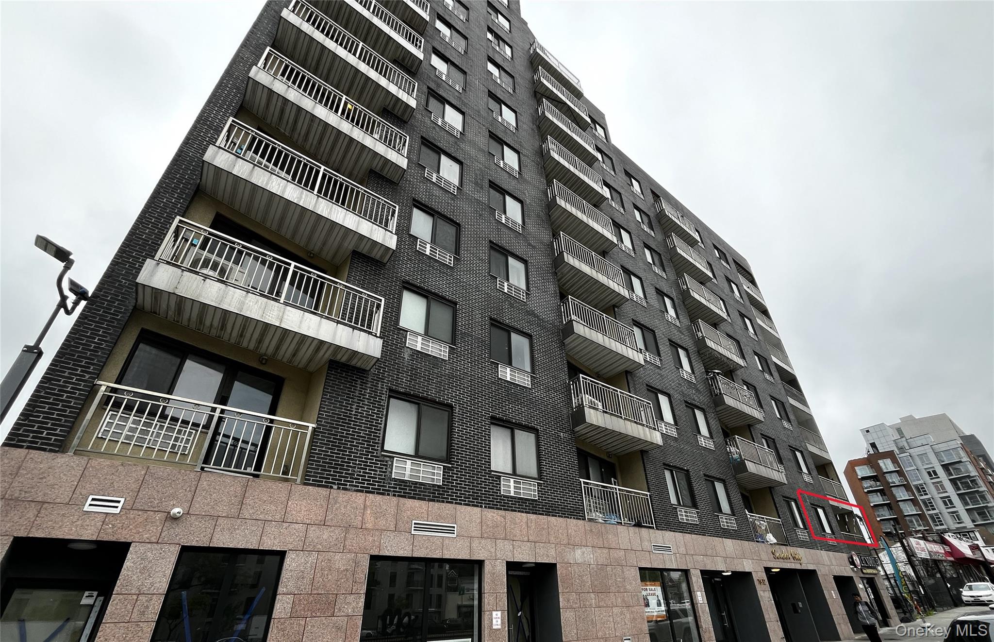 7026 Queens Boulevard # 2A, Woodside, NY 11377