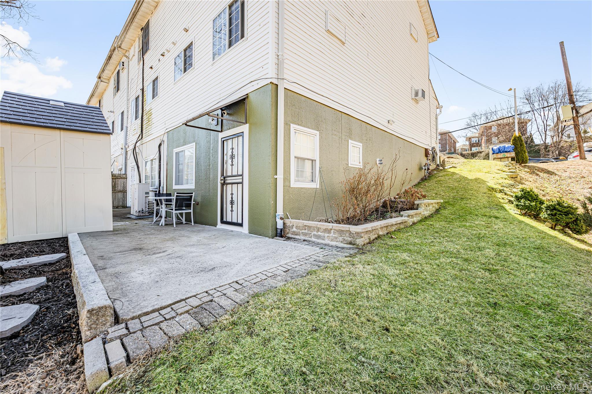 451 E 3rd Street, Mount Vernon, NY 10553