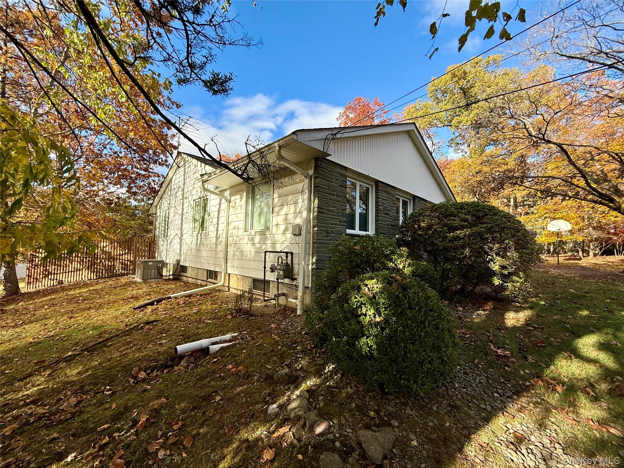 7 Starhaven Avenue, Middletown, NY 10940