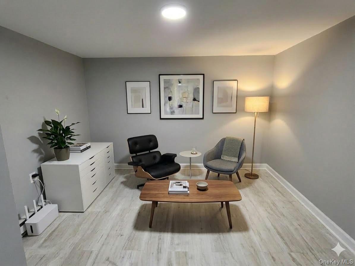 932 E 215TH ST, Bronx, NY 10469