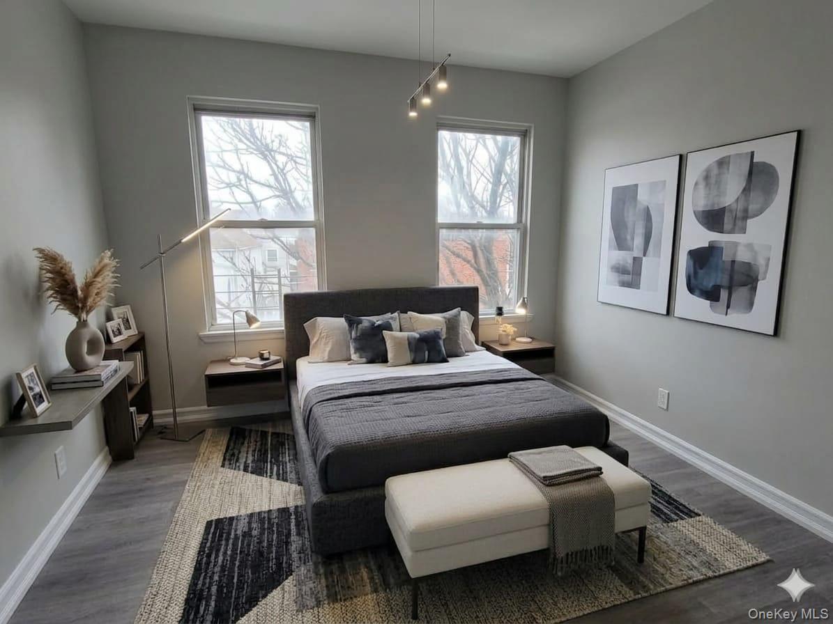 932 E 215TH ST, Bronx, NY 10469