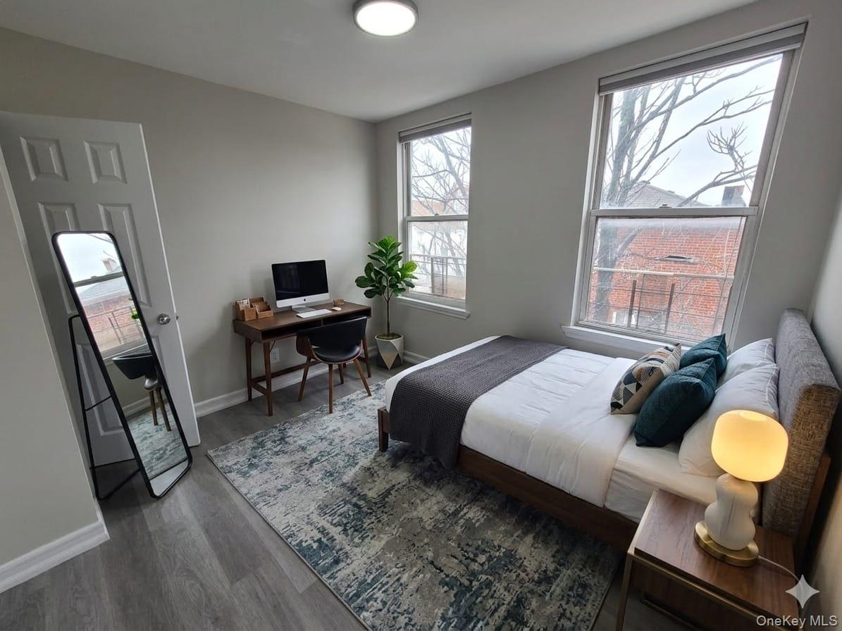 932 E 215TH ST, Bronx, NY 10469