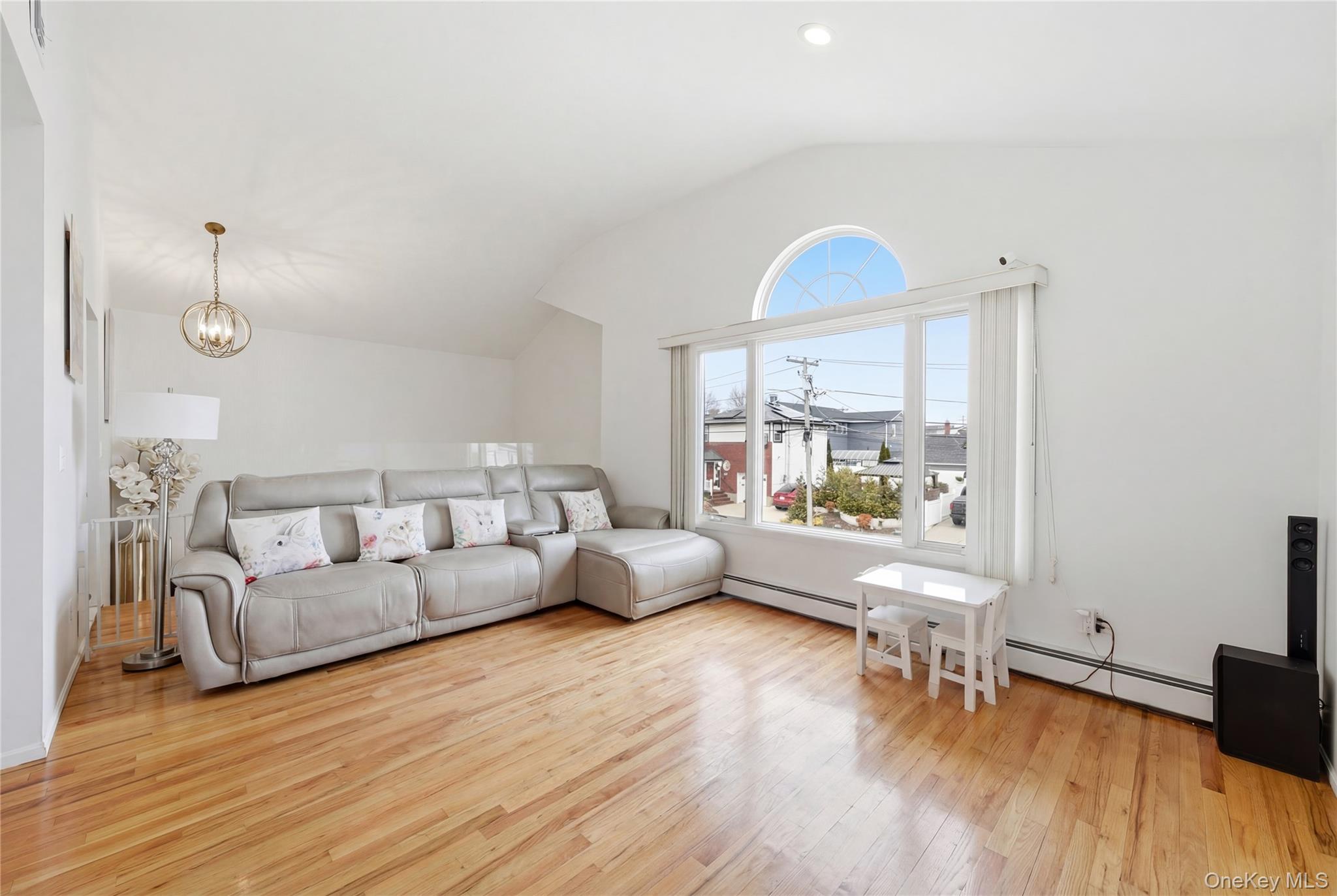 1100 Jefferson Place, Baldwin, NY 11510