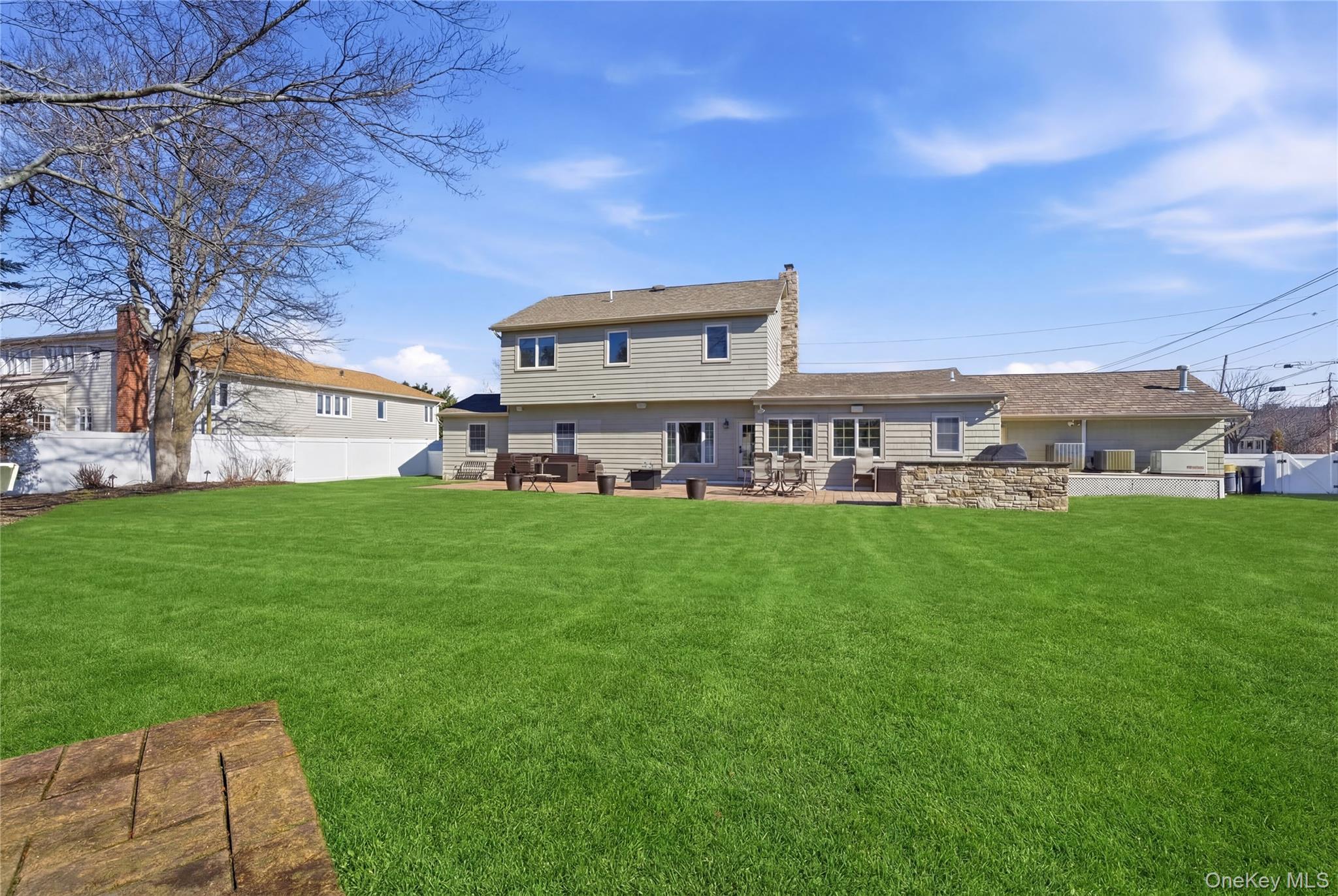 102 Peconic Drive S, Massapequa, NY 11758