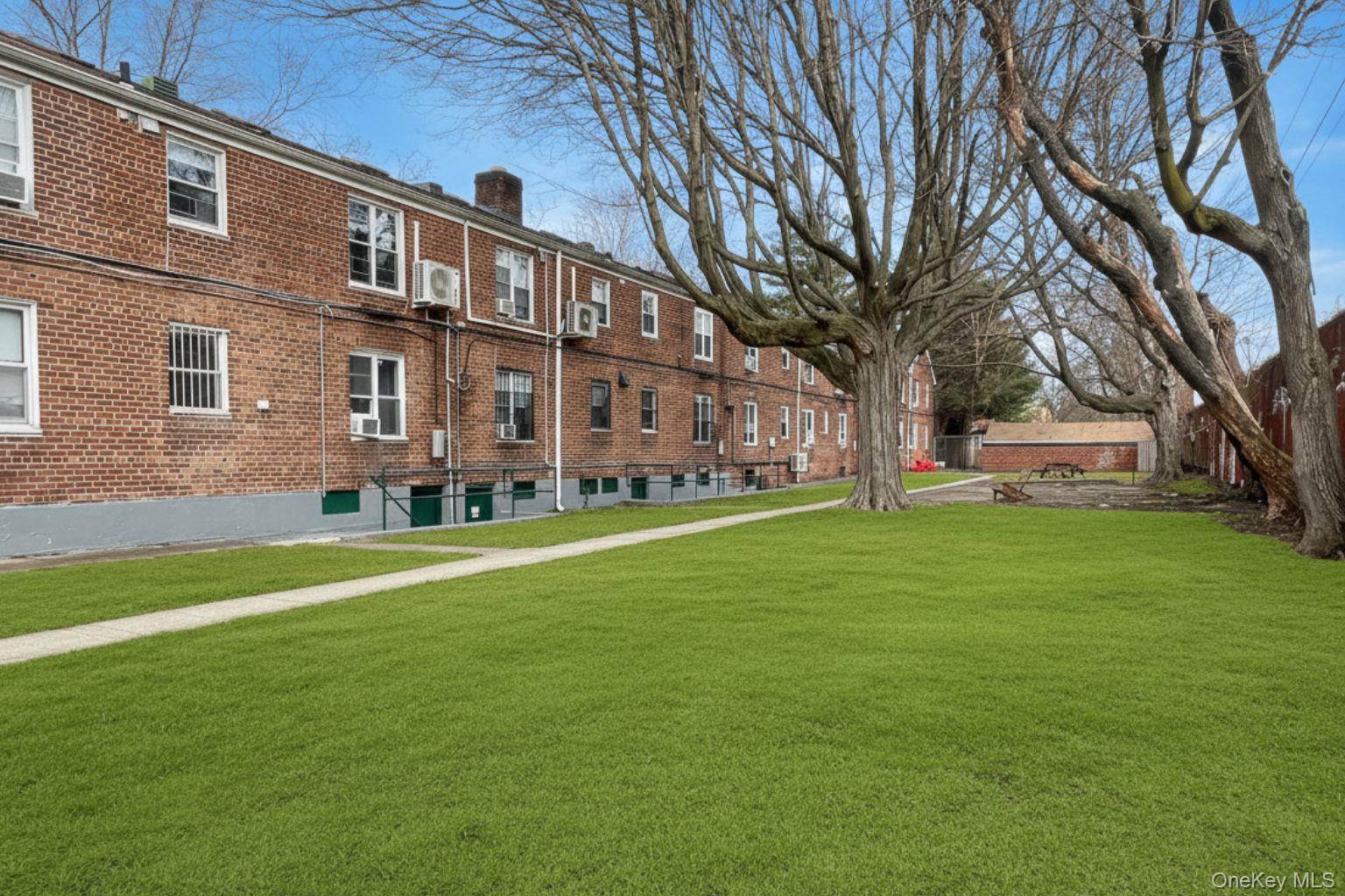 193-02 39 Avenue # 1, Flushing, NY 11358