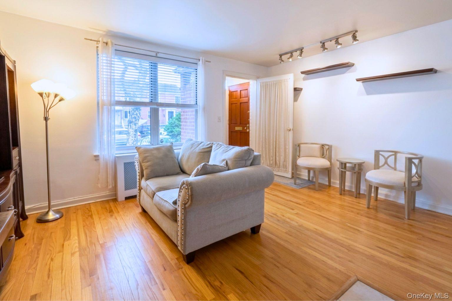 193-02 39 Avenue # 1, Flushing, NY 11358