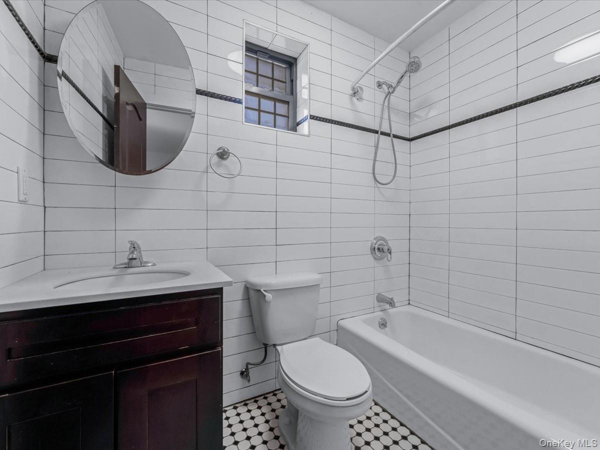 151 Noll Street, Brooklyn, NY 11206