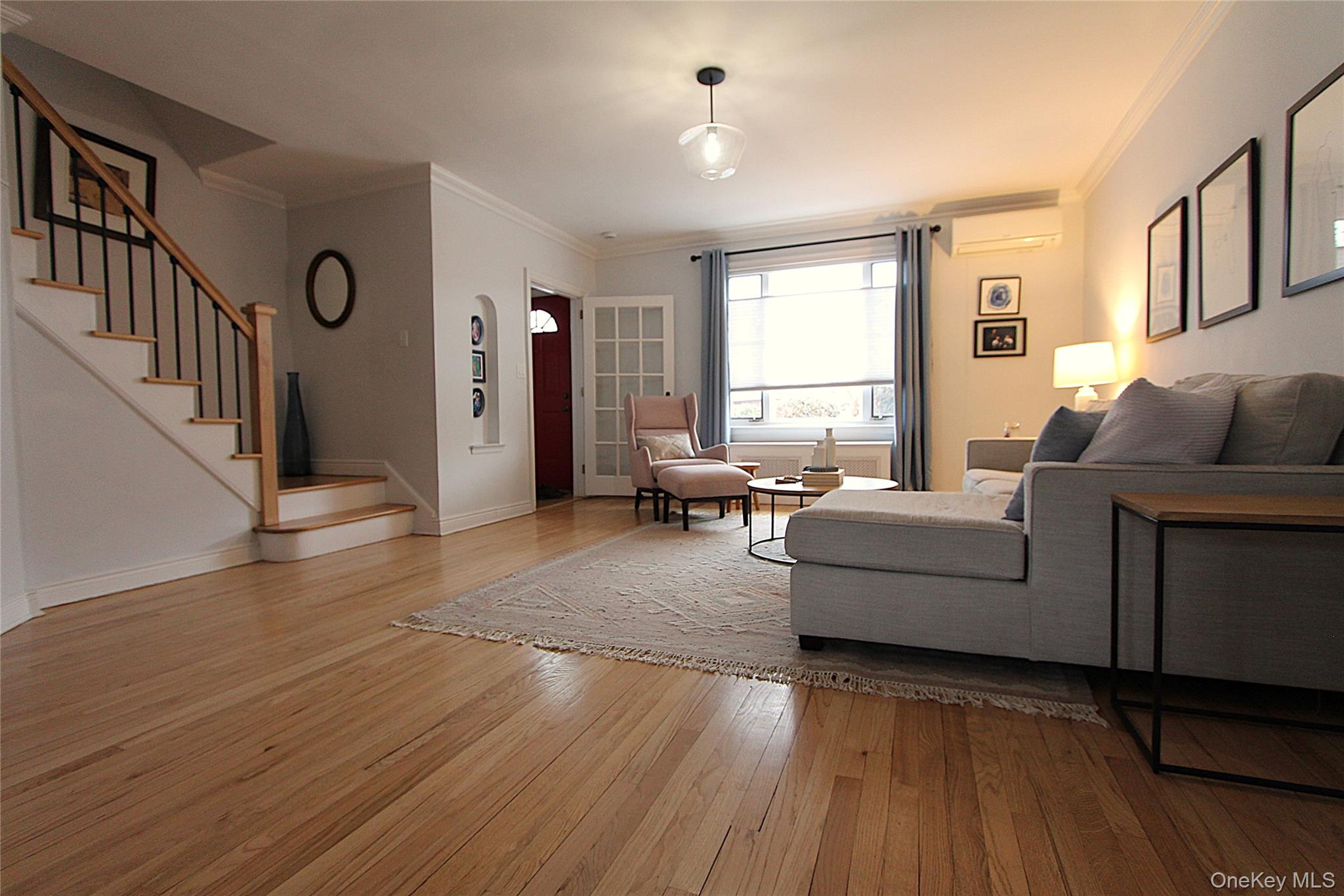 61-21 81st Street, Middle Village, NY 11379