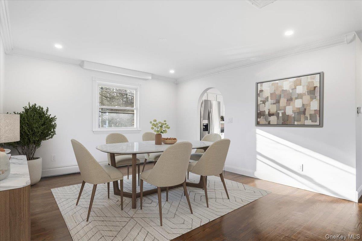 21 Park Avenue W, White Plains, NY 10607