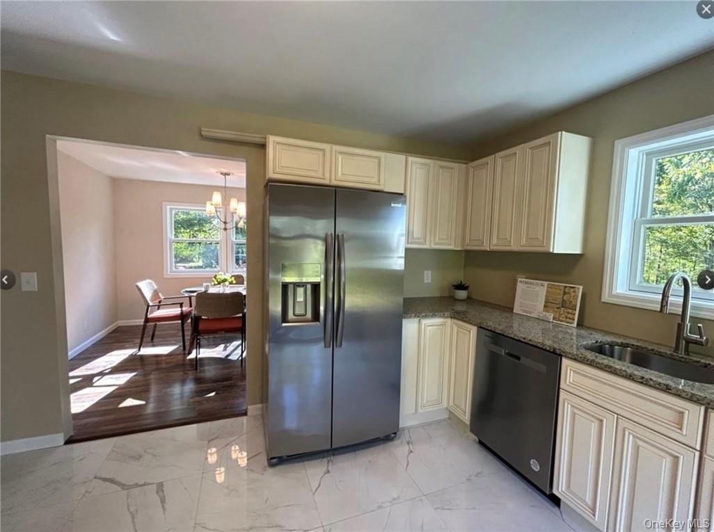 30 Daly Road, Middletown, NY 10940