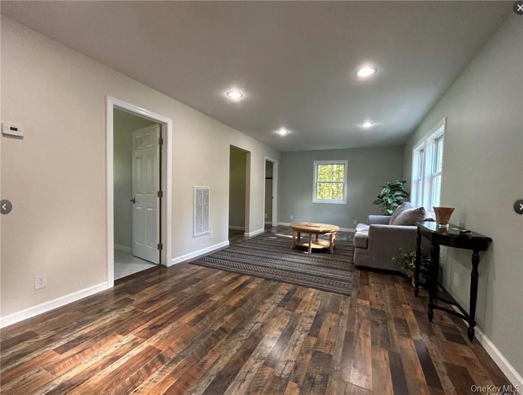 30 Daly Road, Middletown, NY 10940