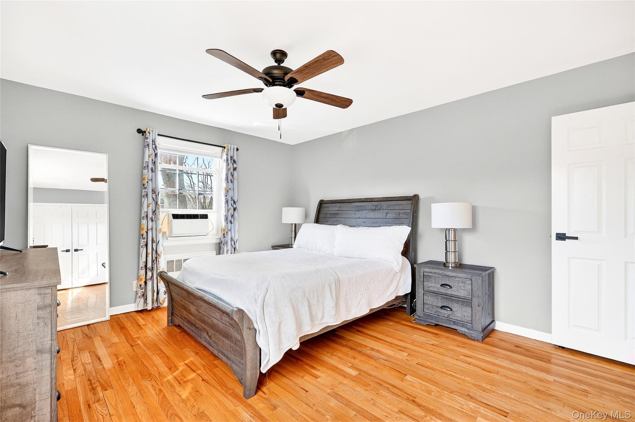 66 Robins Crescent # 66, New Rochelle, NY 10801