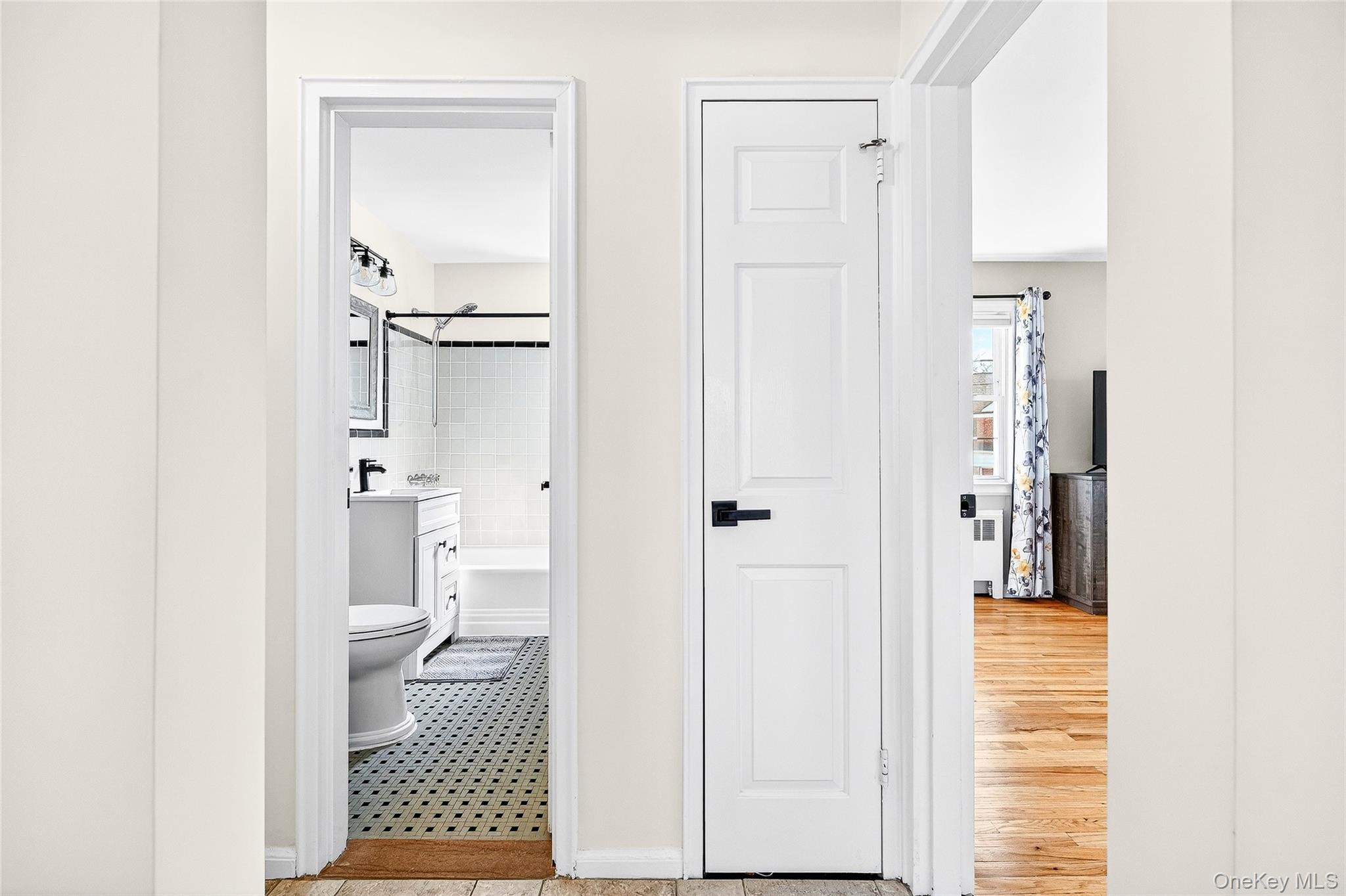 66 Robins Crescent # 66, New Rochelle, NY 10801