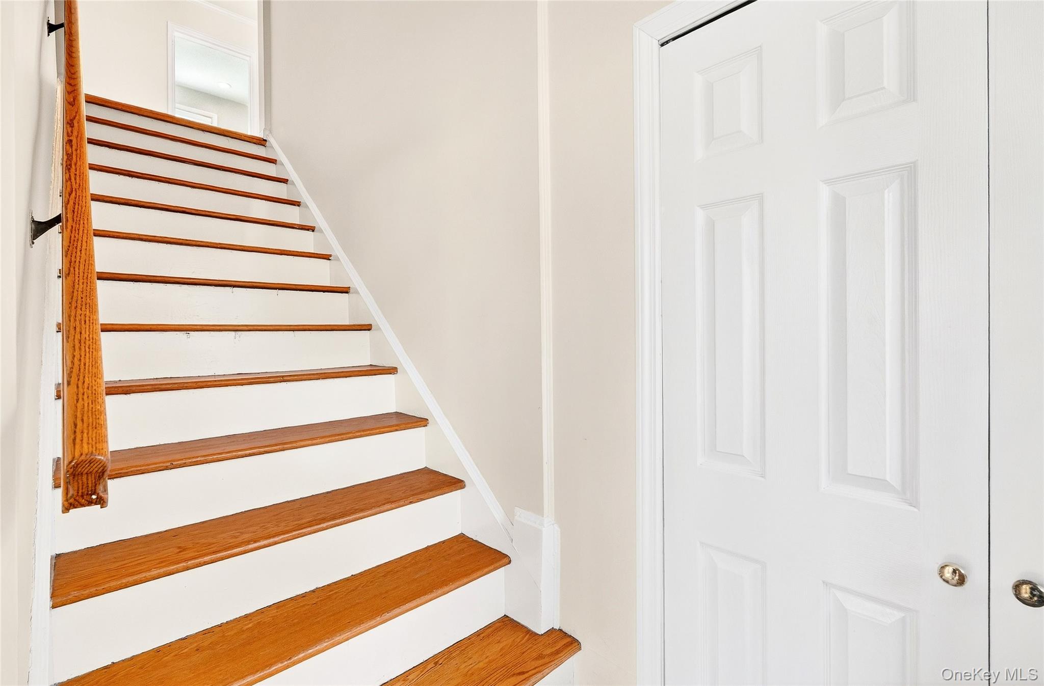 66 Robins Crescent # 66, New Rochelle, NY 10801