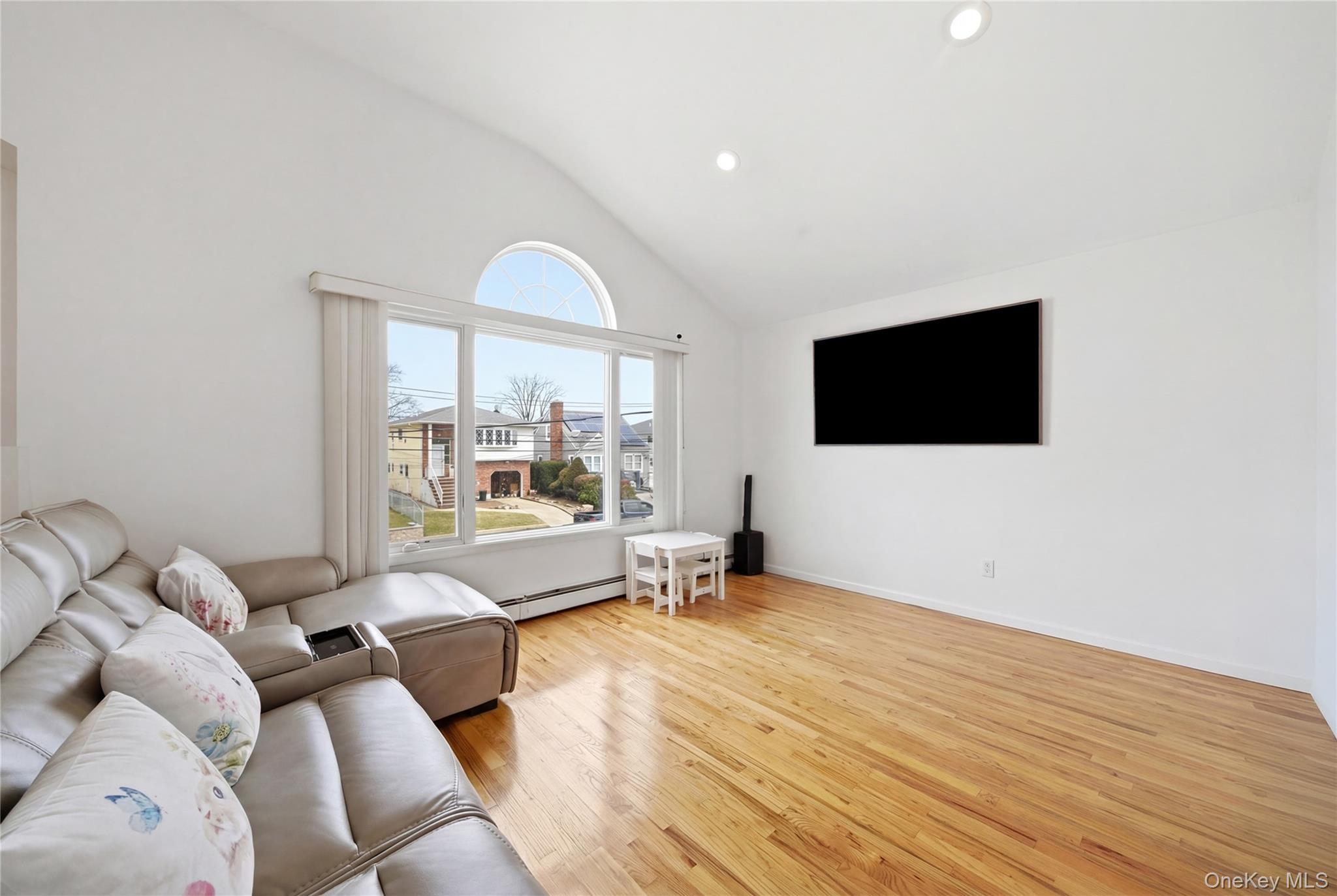 1100 Jefferson Place, Baldwin, NY 11510