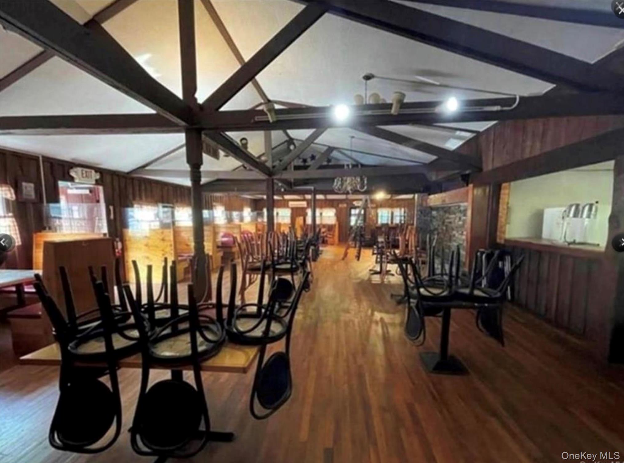 87 S Maple Avenue, Port Jervis, NY 12771