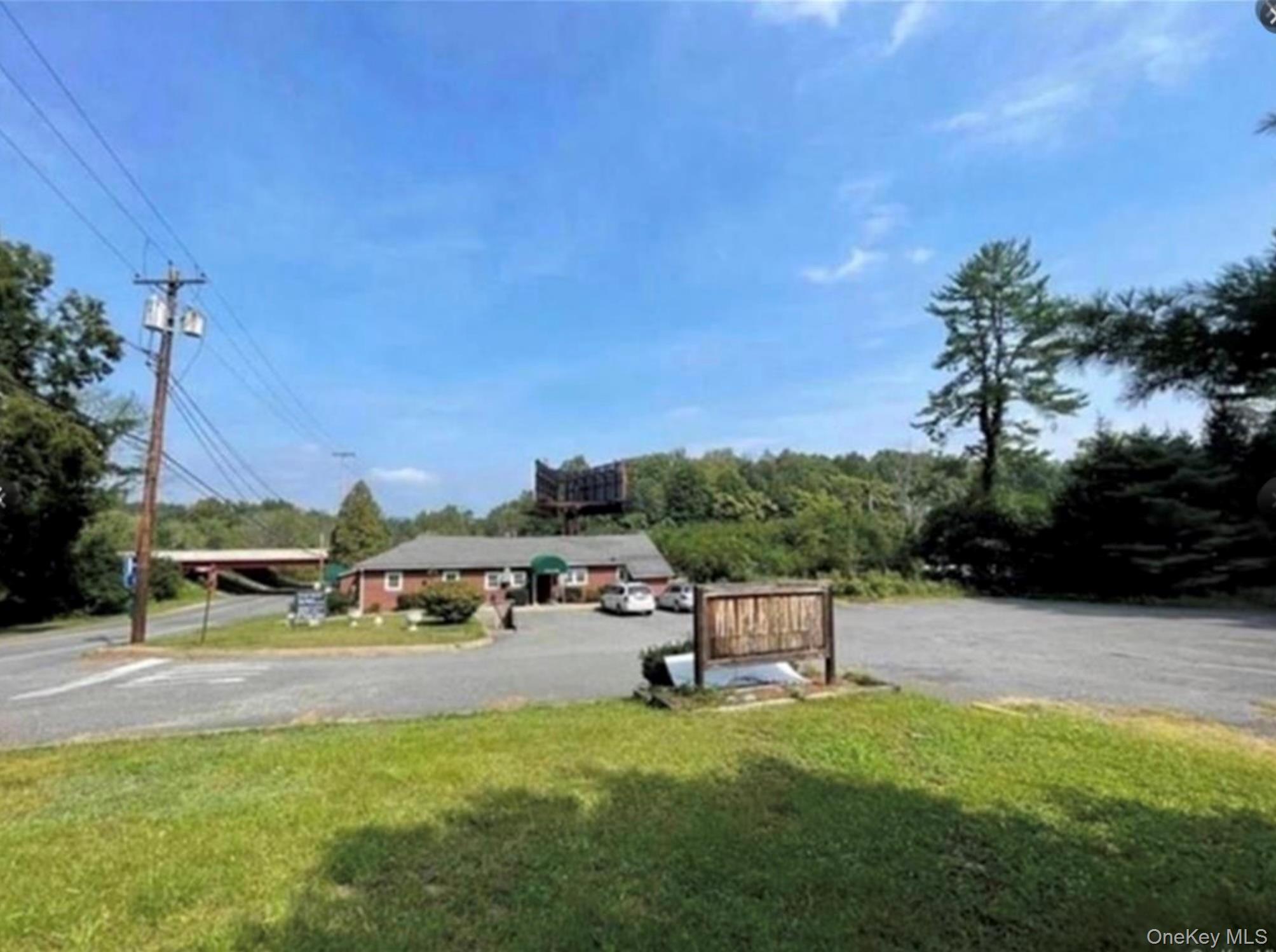 87 S Maple Avenue, Port Jervis, NY 12771