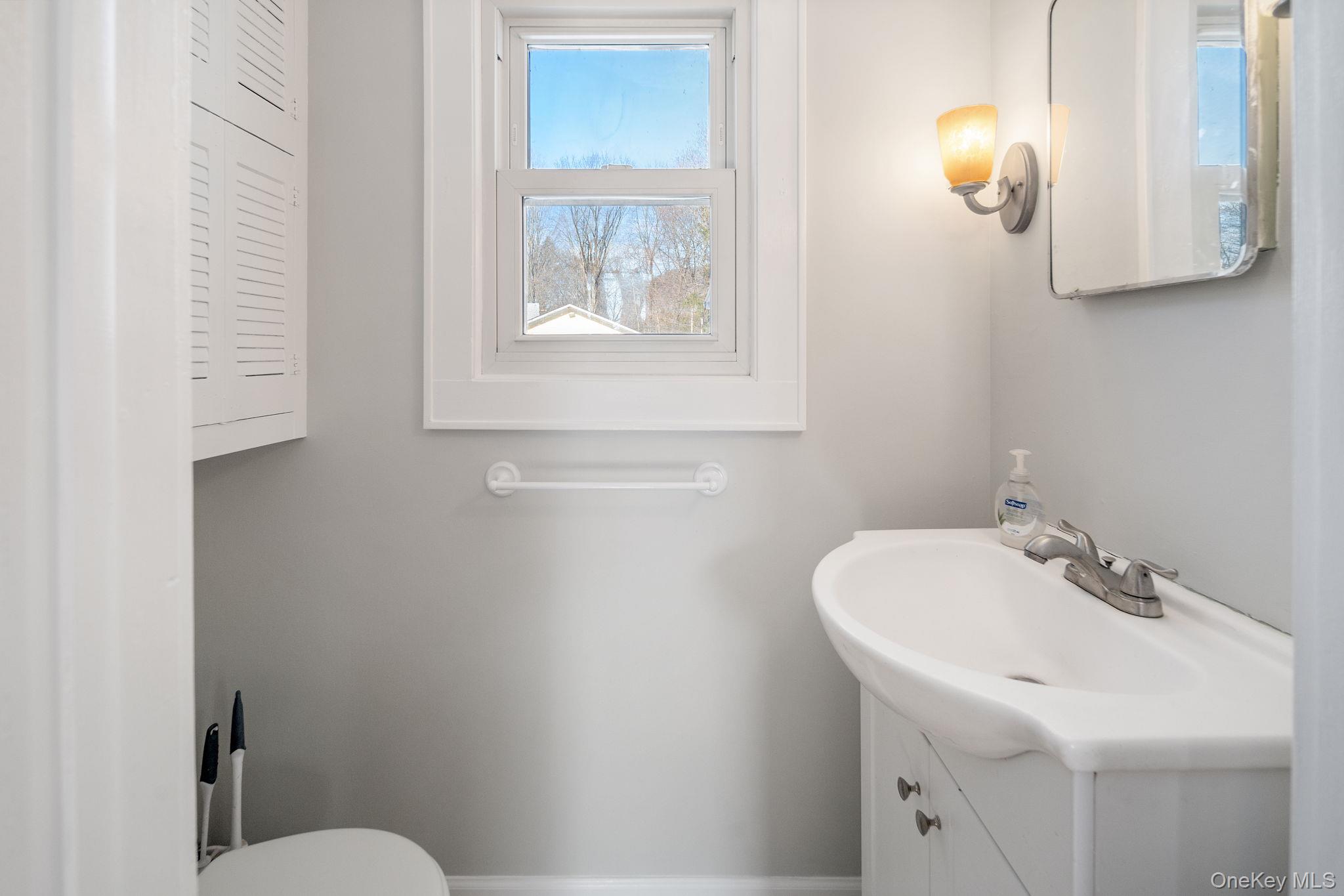 232 Main Street, Call Listing Agent, NY 12122