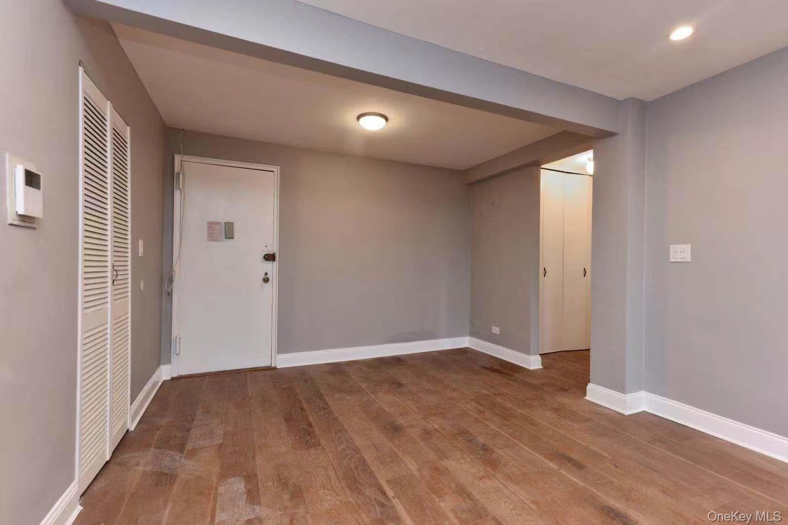 15272 Melbourne Avenue # 2G, Flushing, NY 11367