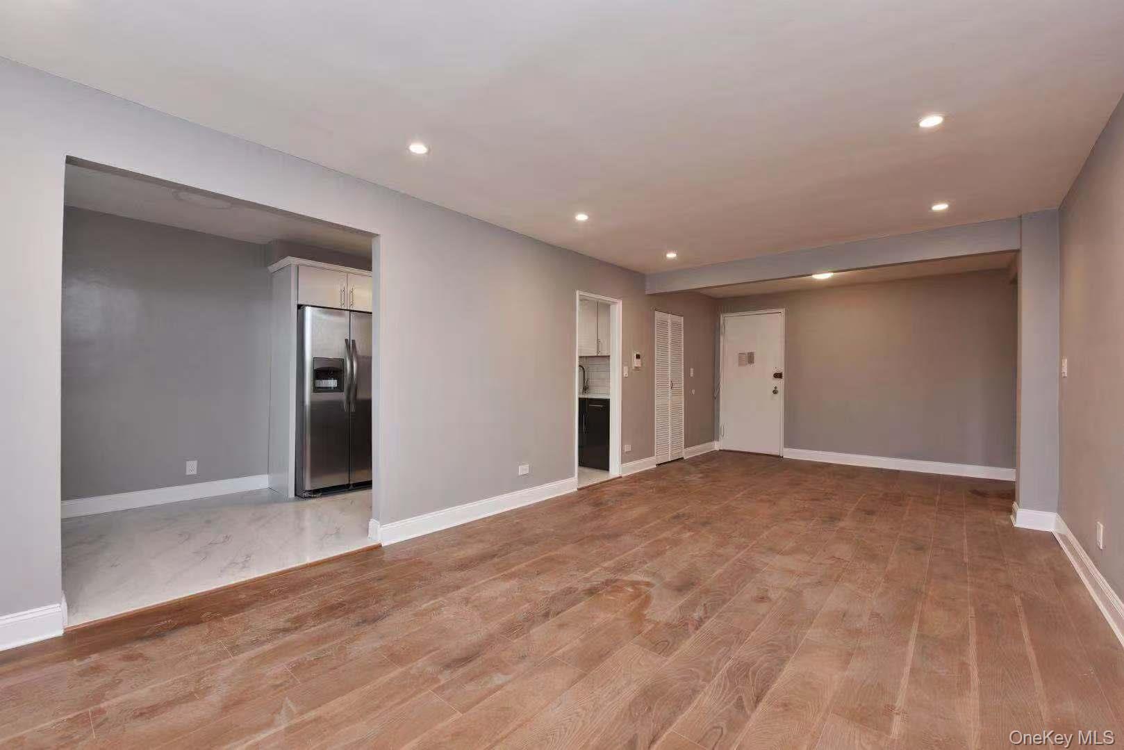 15272 Melbourne Avenue # 2G, Flushing, NY 11367