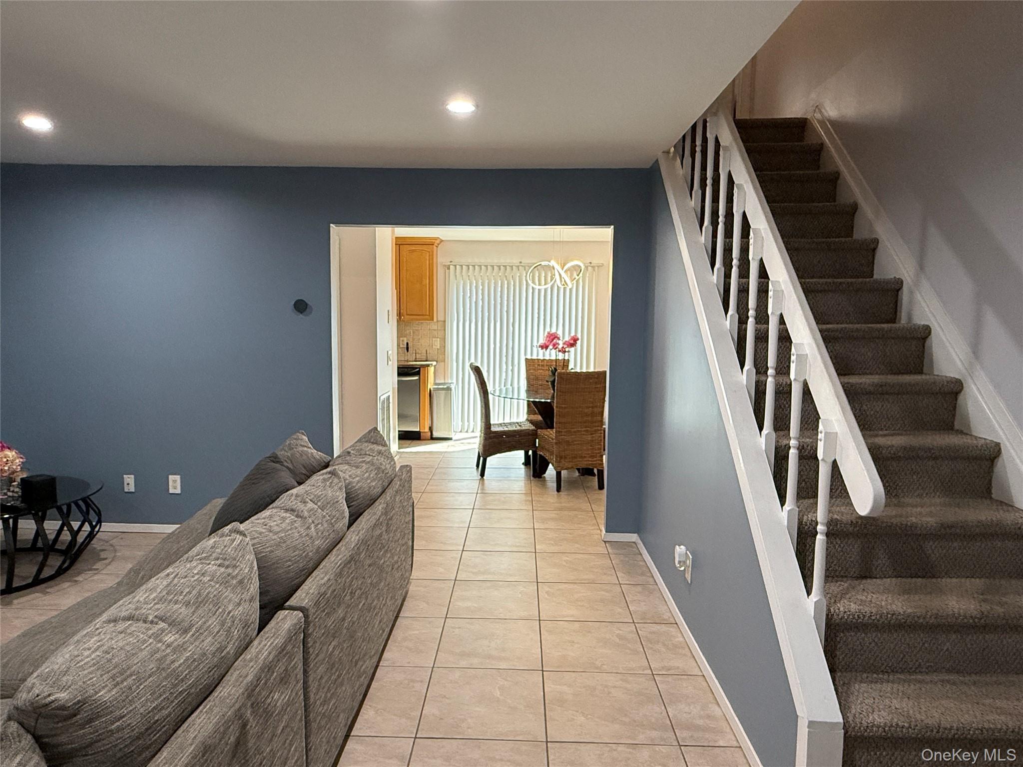 12 Paine Commons, Yaphank, NY 11980