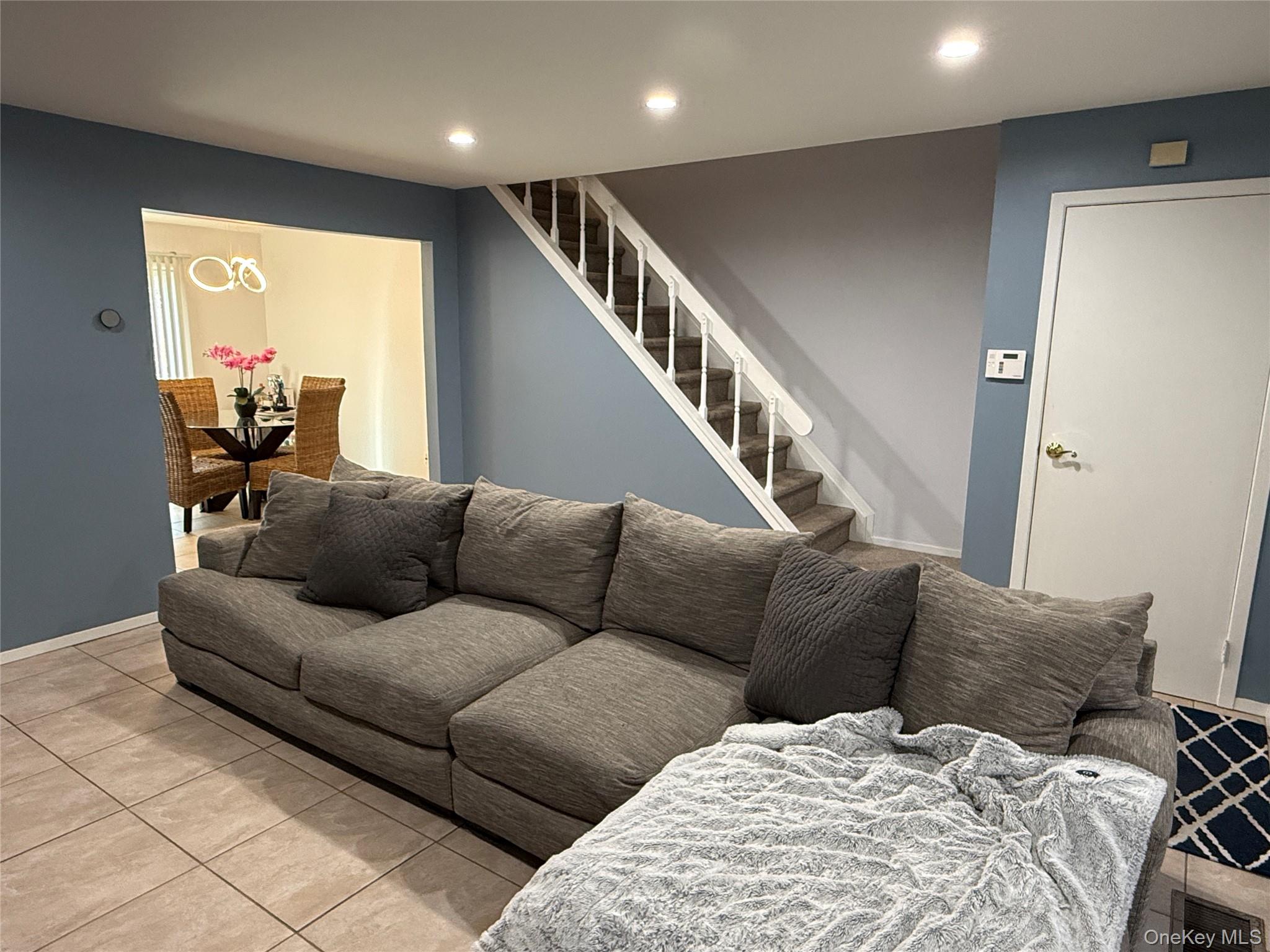 12 Paine Commons, Yaphank, NY 11980