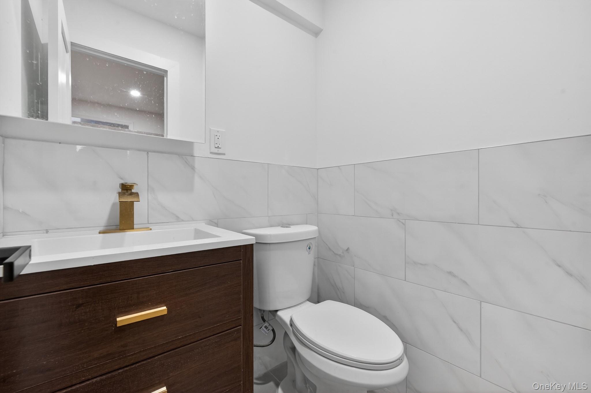 3079 Fearn Place, Bronx, NY 10465