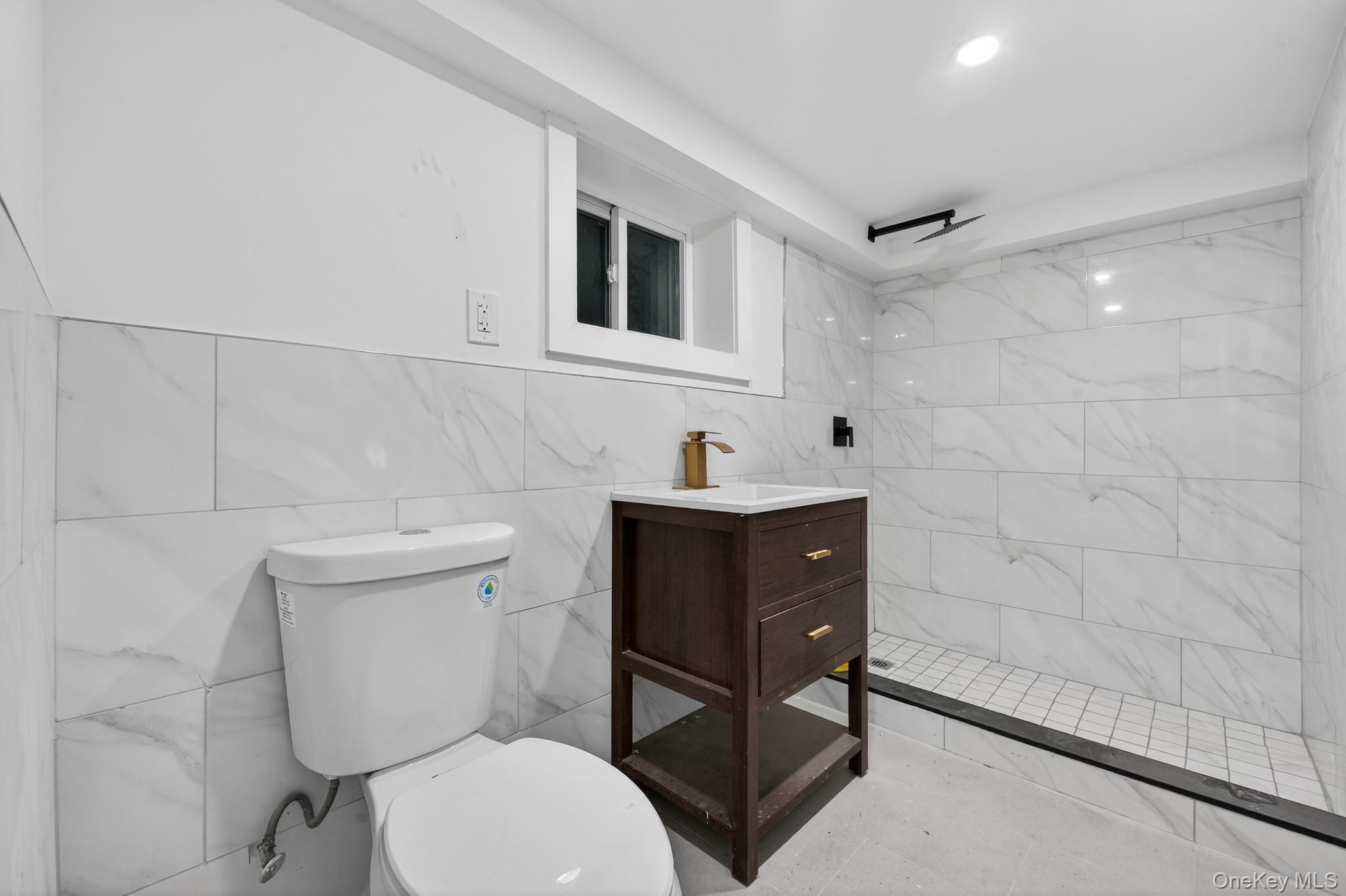 3079 Fearn Place, Bronx, NY 10465